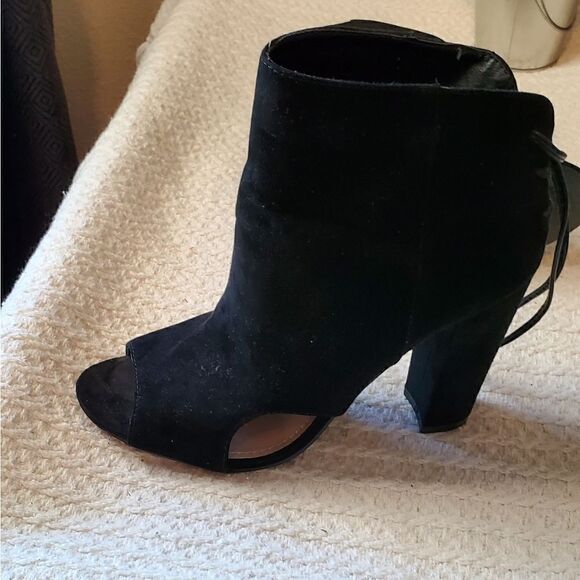 Just Fab booties - Picture 3 of 5